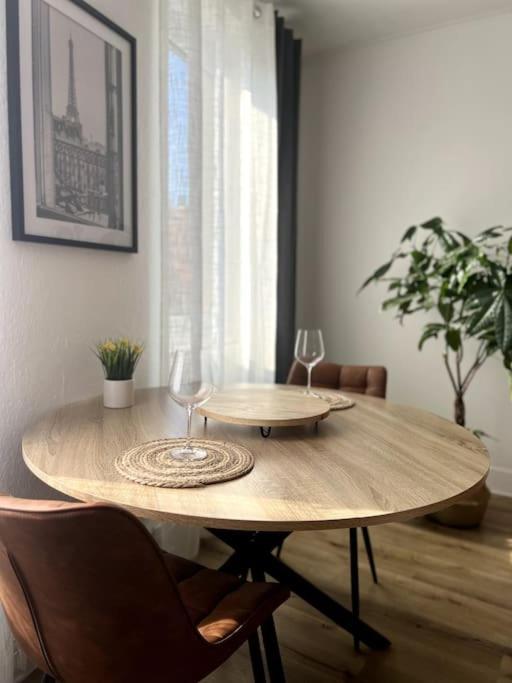 Appartement Cosy Et Lumineux Avec Parking Gratuit 科尔马 外观 照片