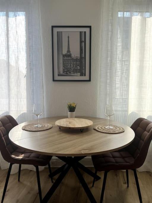 Appartement Cosy Et Lumineux Avec Parking Gratuit 科尔马 外观 照片