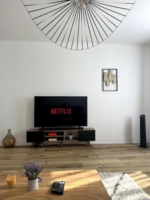 Appartement Cosy Et Lumineux Avec Parking Gratuit 科尔马 外观 照片